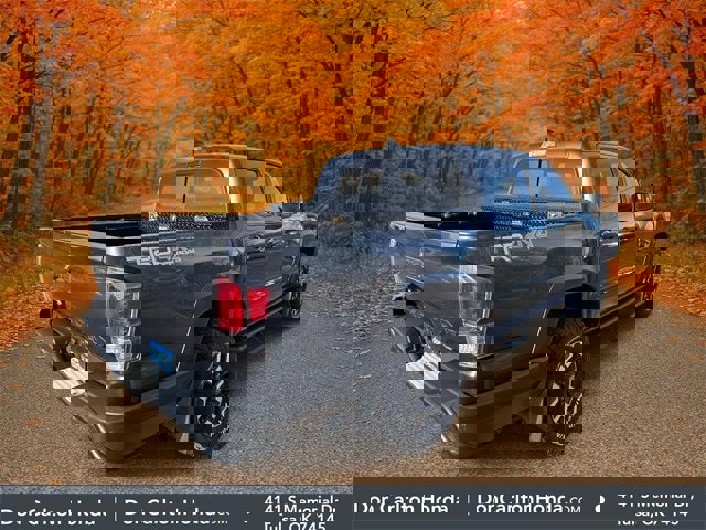 Used 2021 Toyota Tacoma TRD Off-Road image 4