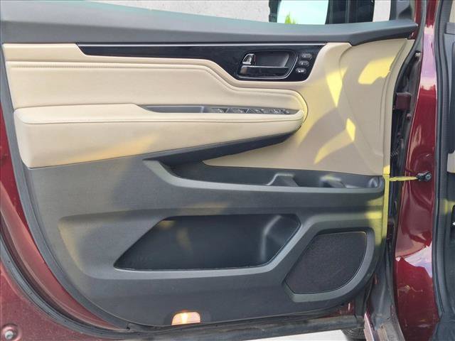Used 2021 Honda Odyssey Elite image 3