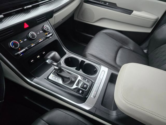 Certified 2022 Kia Carnival LX image 41