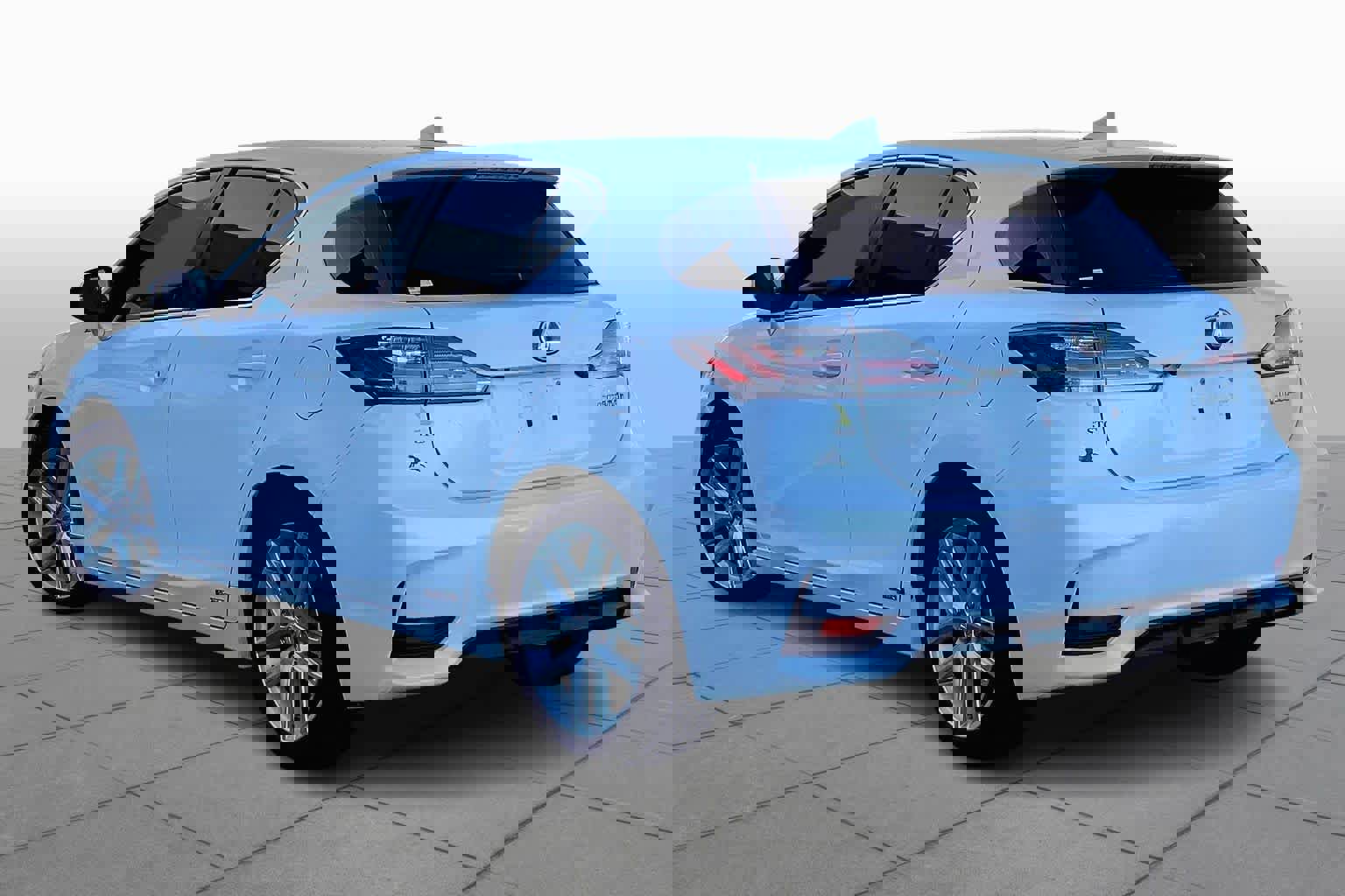 Used 2016 Lexus CT 200h image 11