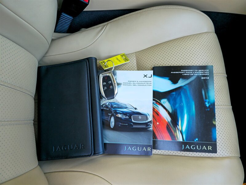 Used 2012 Jaguar XJ RWD image 34