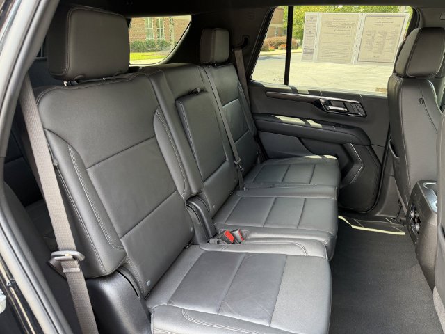 Used 2025 Chevrolet Tahoe LT AWD/4WD image 30