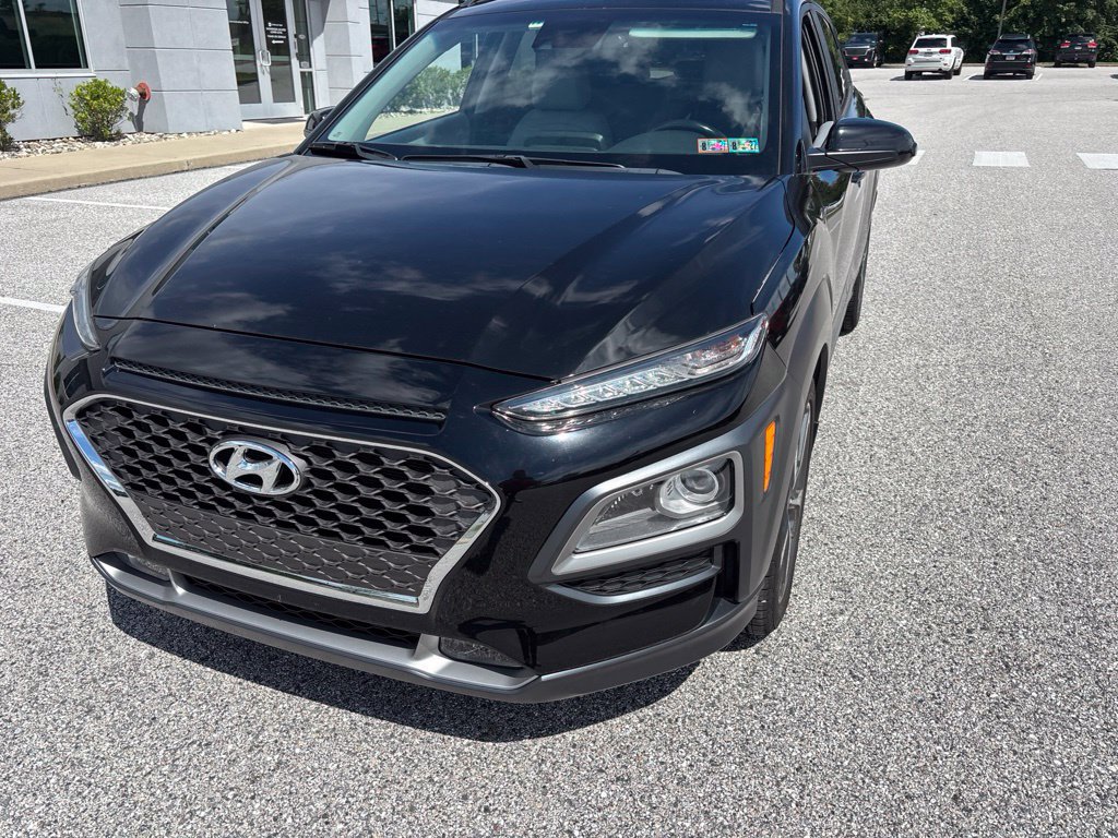 Used 2019 Hyundai Kona Limited AWD/4WD image 2