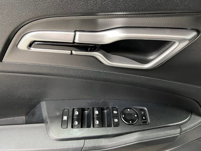 Used 2026 Kia Sportage S AWD/4WD image 24
