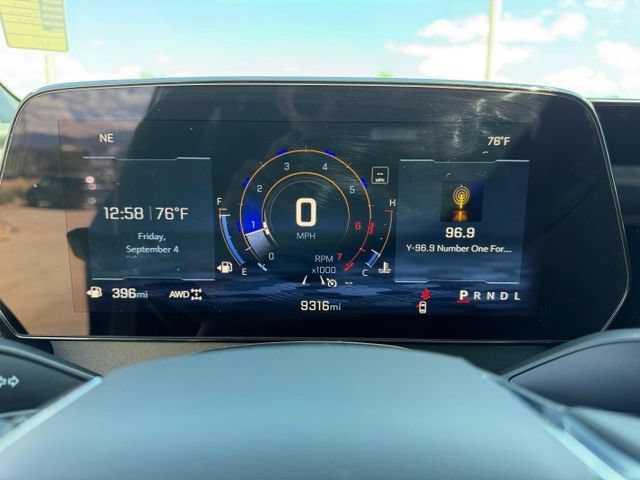 Used 2025 Chevrolet Traverse Z71 w/ Driver Confidence Package AWD/4WD image 19