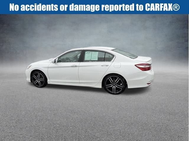 Used 2016 Honda Accord Touring image 10