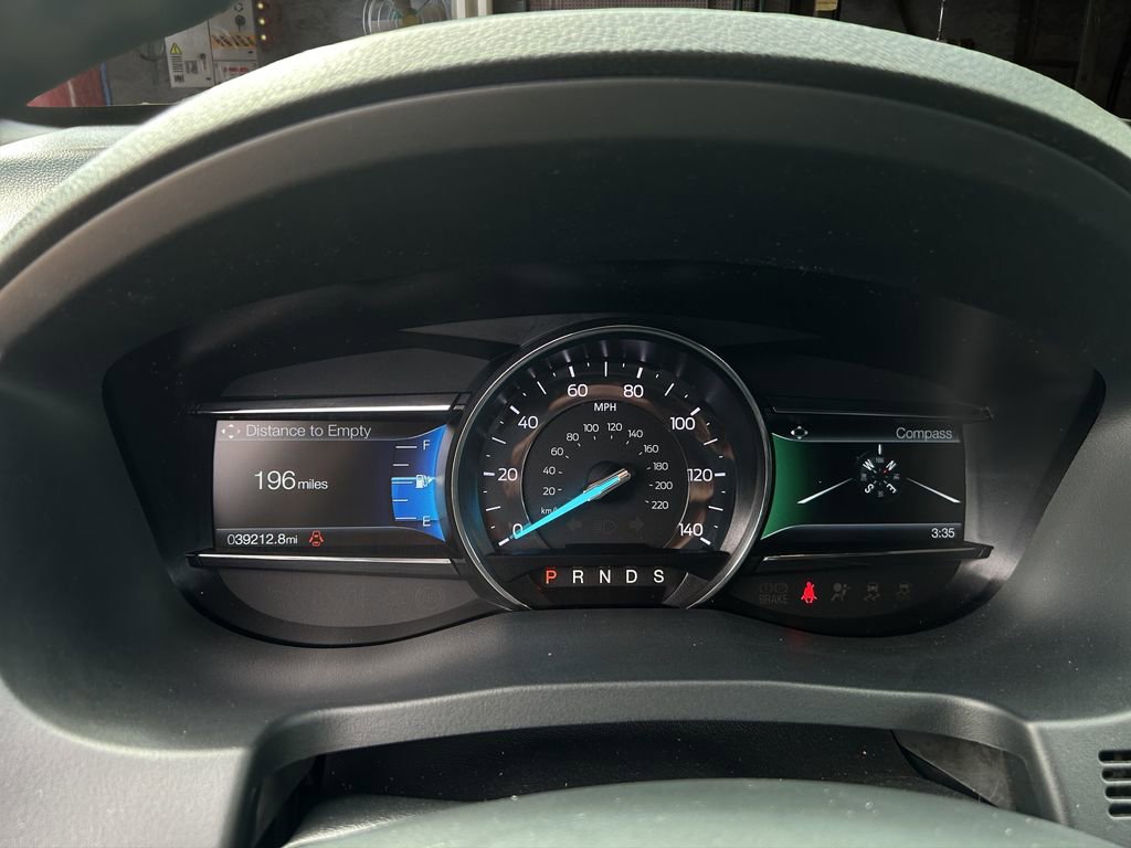 Used 2018 Ford Explorer XLT w/ Equipment Group 202A AWD/4WD image 21