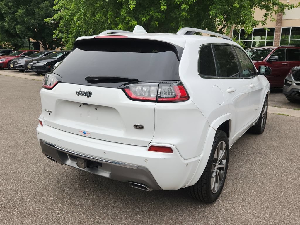 Used 2019 Jeep Cherokee Overland w/ Technology Group AWD/4WD image 3