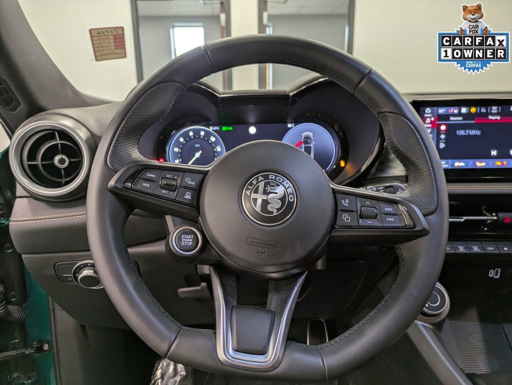 Used 2025 Alfa Romeo Tonale w/ Premium Package AWD/4WD image 20