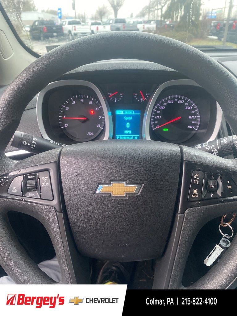 Used 2017 Chevrolet Equinox LS image 30