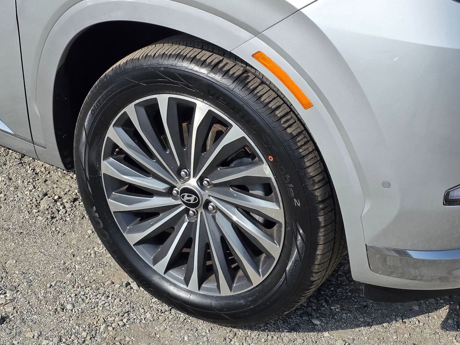 Certified 2024 Hyundai Palisade Calligraphy image 5