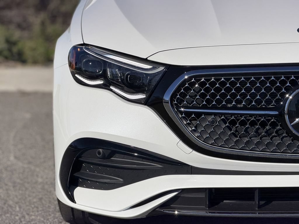 New 2026 Mercedes-Benz E 450 4MATIC Sedan image 7