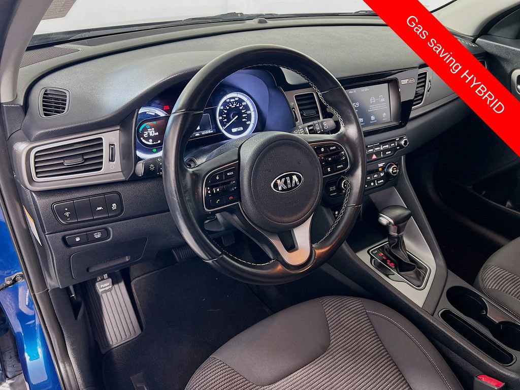 Used 2017 Kia Niro LX image 9