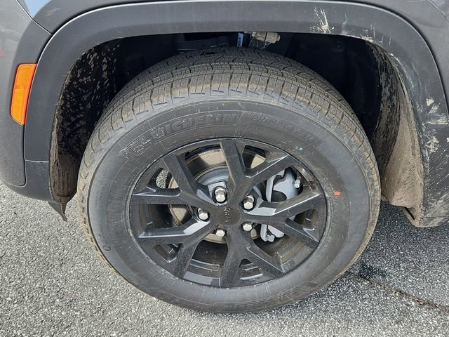 New 2026 Jeep Grand Cherokee Altitude RWD image 25