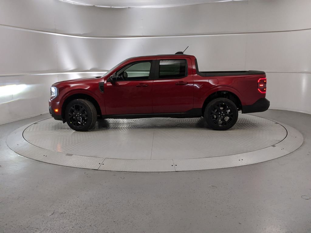 New 2026 Ford Maverick Lariat w/ Black Appearance Package image 5