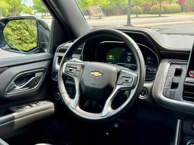 Used 2024 Chevrolet Suburban LT AWD/4WD image 19