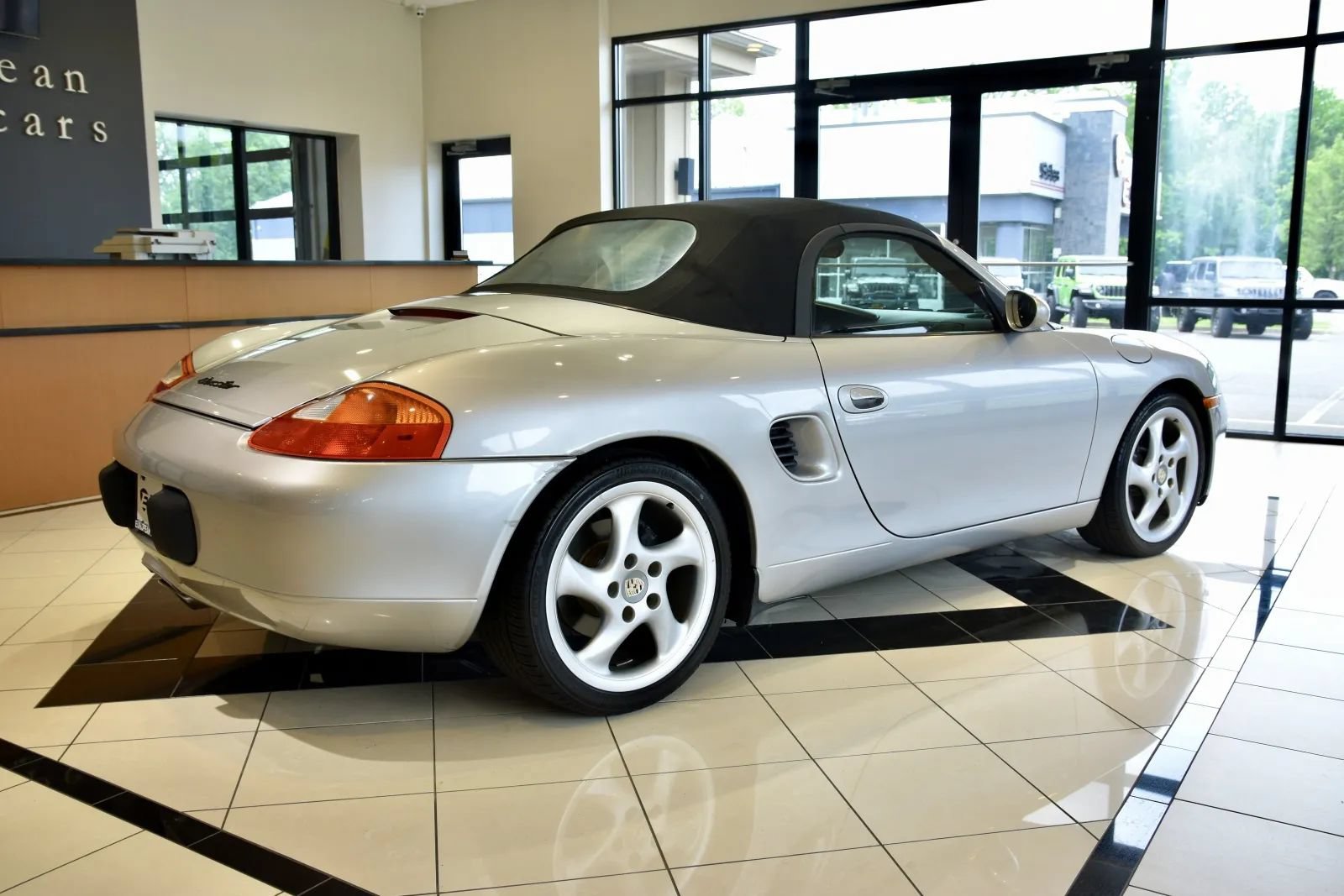 Used 2001 Porsche Boxster RWD image 6