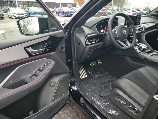 Used 2026 Acura MDX A-Spec image 13