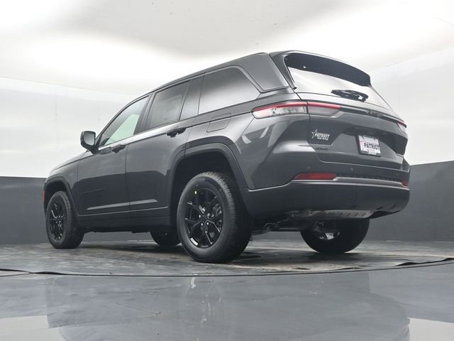 New 2026 Jeep Grand Cherokee Altitude image 42