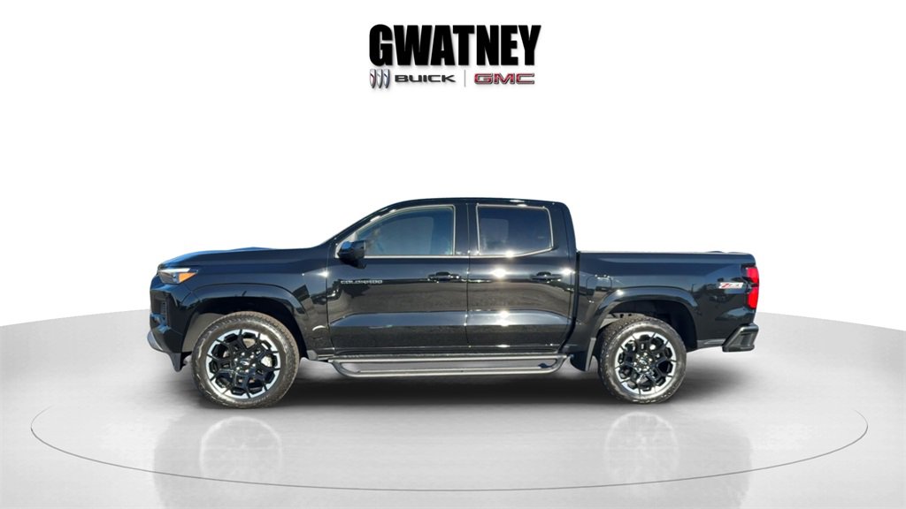 Used 2026 Chevrolet Colorado Z71 w/ Technology Package image 3