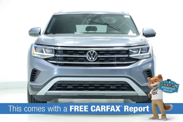 Certified 2022 Volkswagen Atlas Cross Sport SE image 2