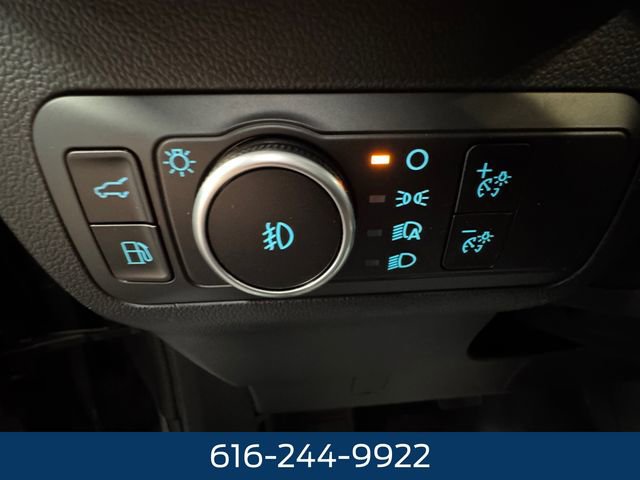 New 2026 Ford Escape SE w/ Class II Trailer Tow Package FWD image 26