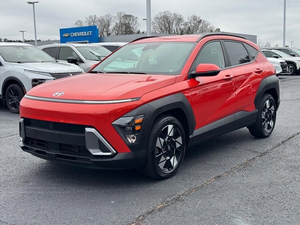 Used 2025 Hyundai Kona SEL image 7