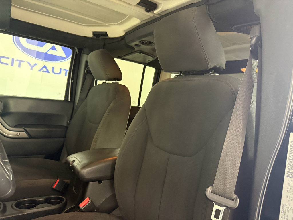 Used 2018 Jeep Wrangler Unlimited Sport S image 17