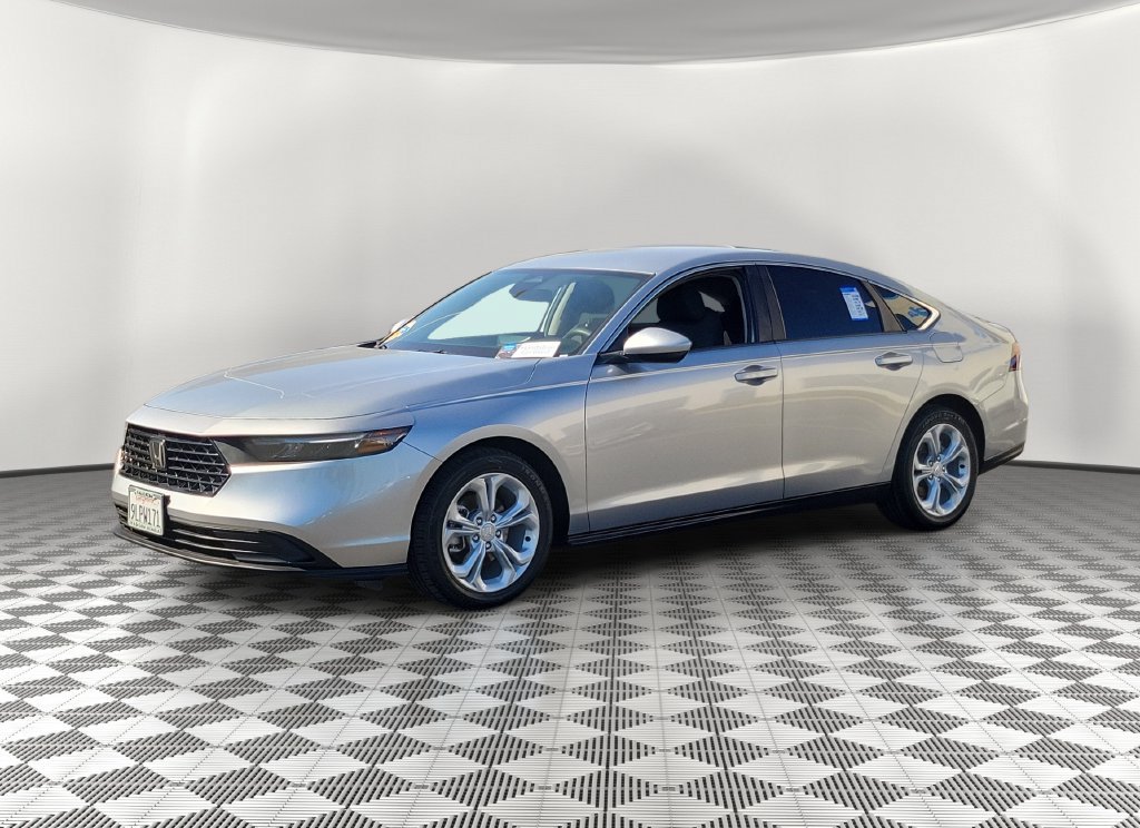 Certified 2024 Honda Accord LX image 3