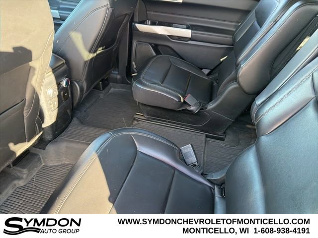 Used 2022 Ford Explorer XLT w/ Equipment Group 202A image 16