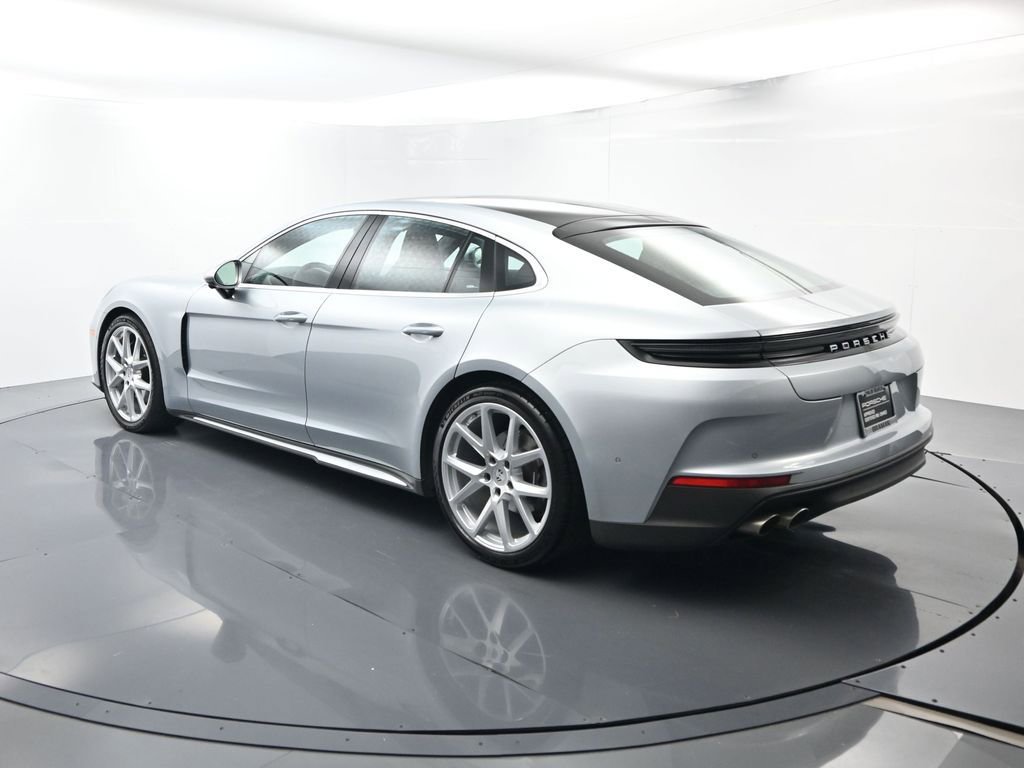 Certified 2024 Porsche Panamera image 3