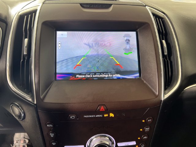 Used 2020 Ford Edge Titanium w/ Equipment Group 301A FWD image 21