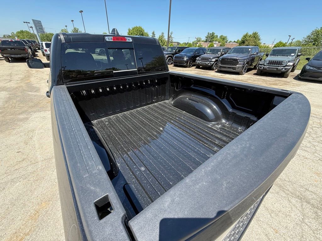 New 2026 RAM 1500 Express AWD/4WD image 8