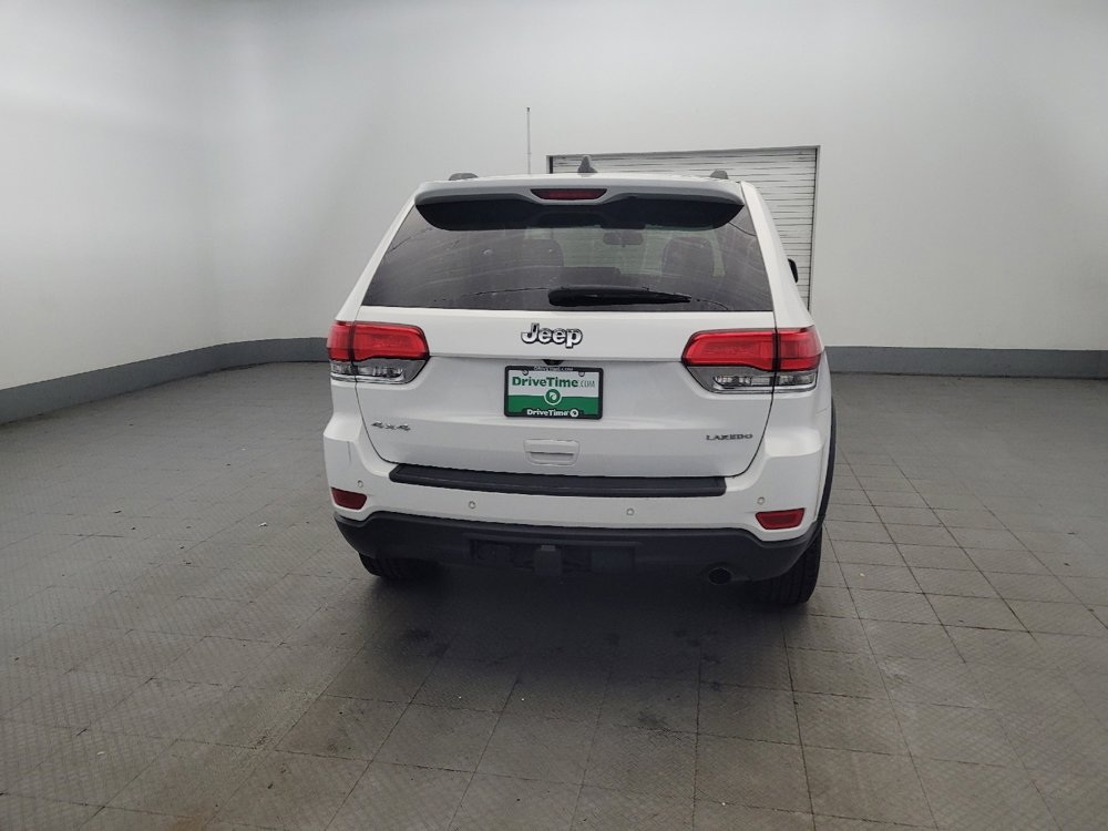 Used 2016 Jeep Grand Cherokee Laredo w/ Quick Order Package 23E image 7