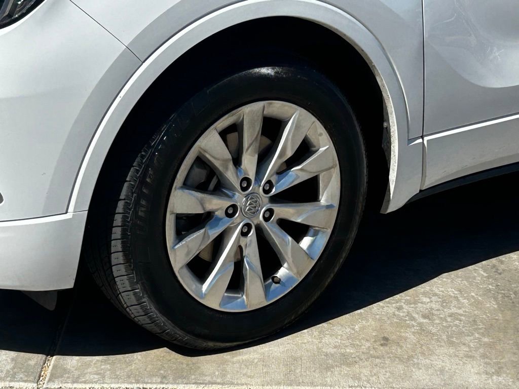 Used 2018 Buick Envision Essence image 4