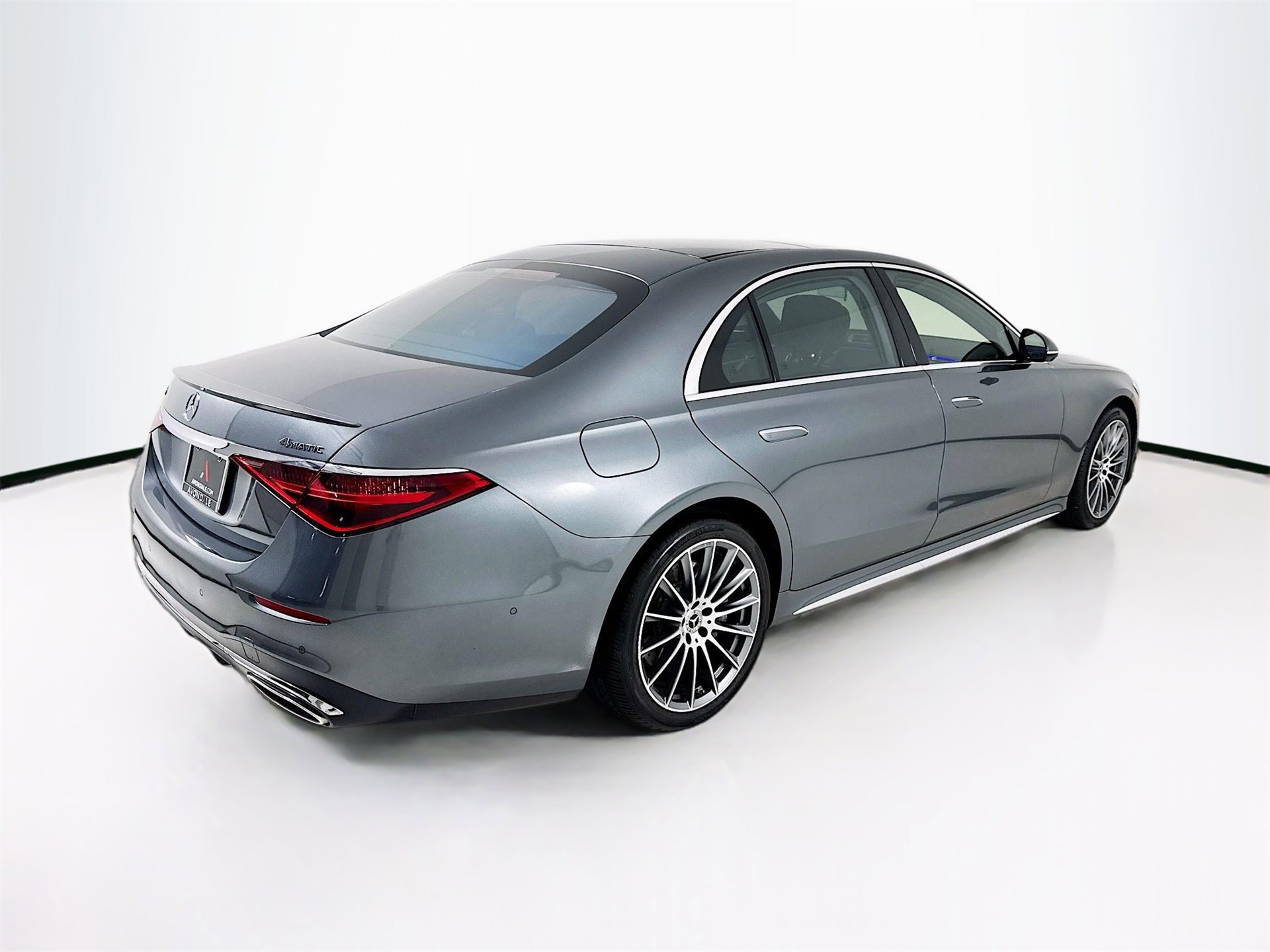 Used 2025 Mercedes-Benz S 580 4MATIC Sedan image 8