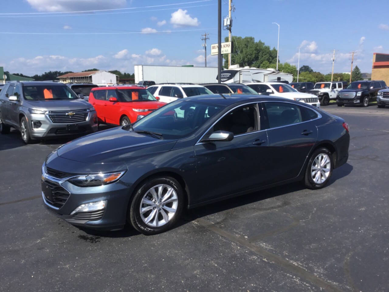 Used 2020 Chevrolet Malibu LT image 1