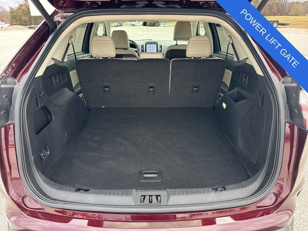 Used 2024 Ford Edge Titanium image 13