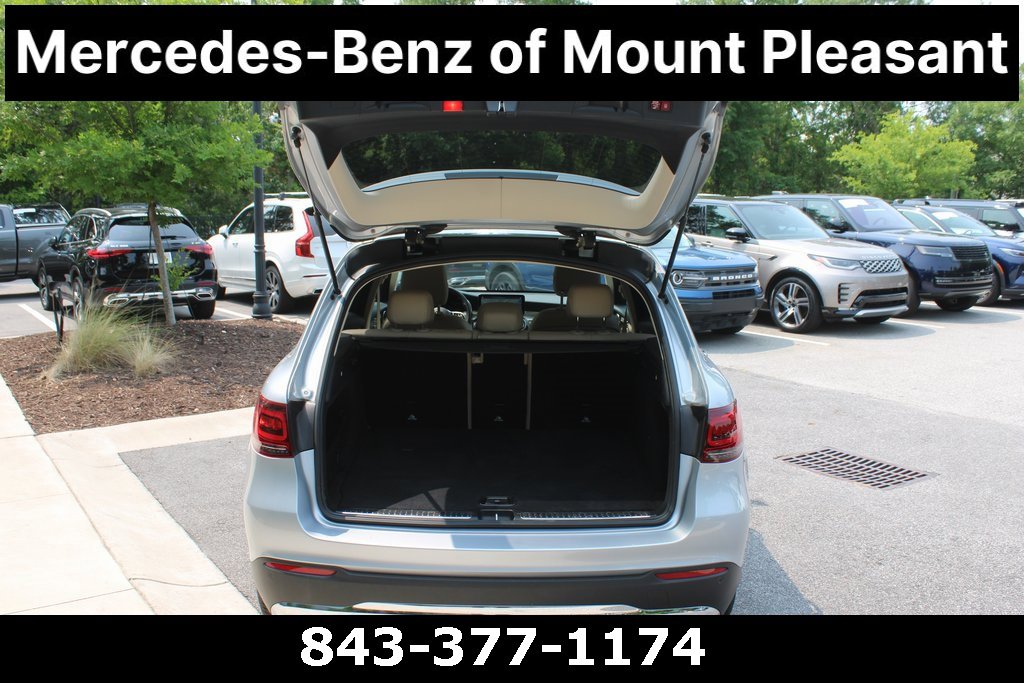 Used 2022 Mercedes-Benz GLC 300 4MATIC w/ Driver Assistance Package image 7