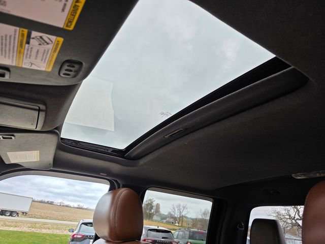 Used 2016 Ford F450 Platinum w/ Platinum Package image 25