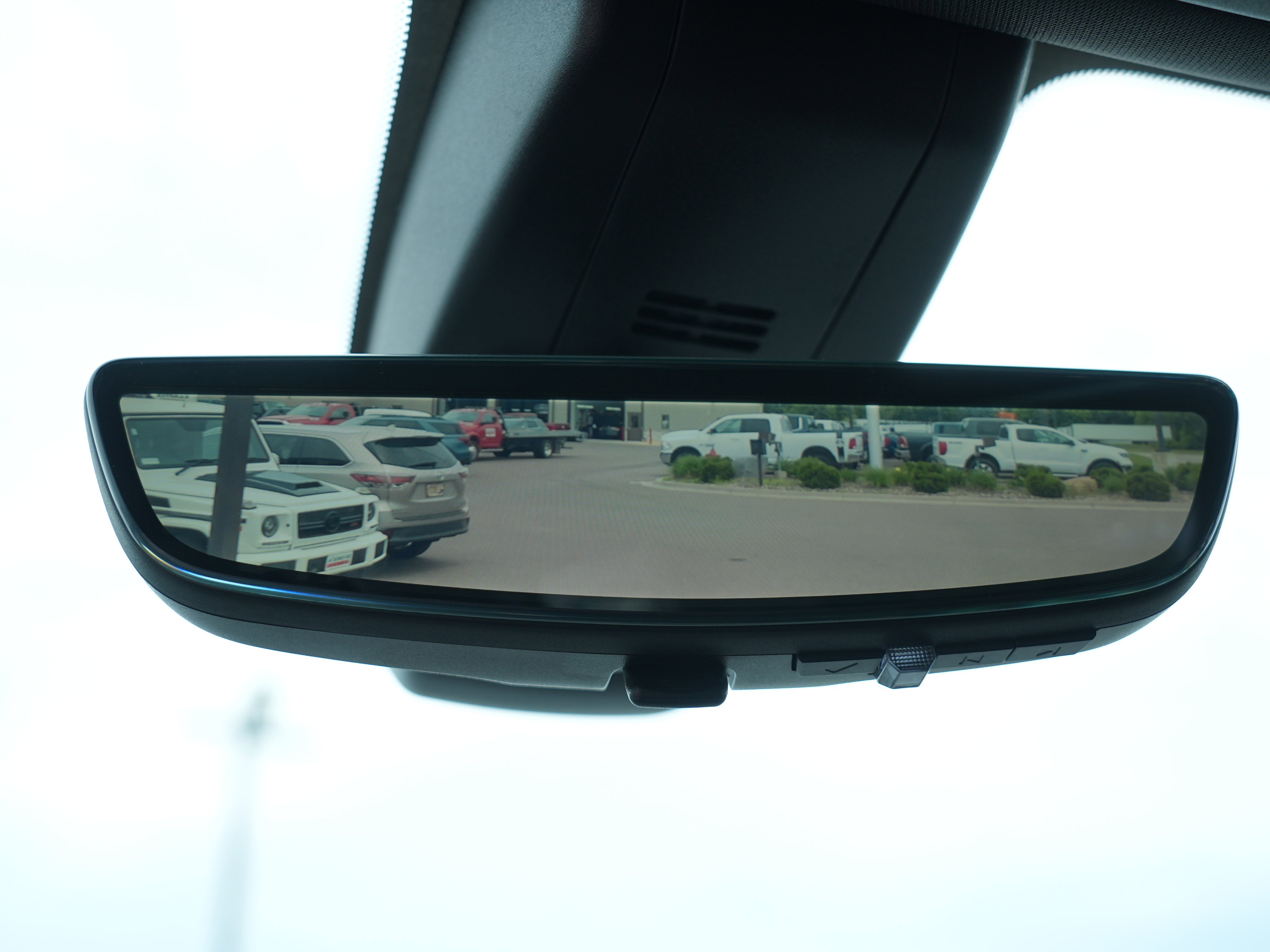 Used 2020 GMC Sierra 1500 AT4 w/ Off-Road Performance Package AWD/4WD image 29