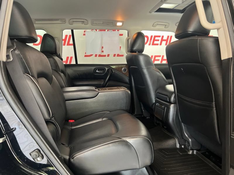Used 2017 INFINITI QX80 4WD image 11