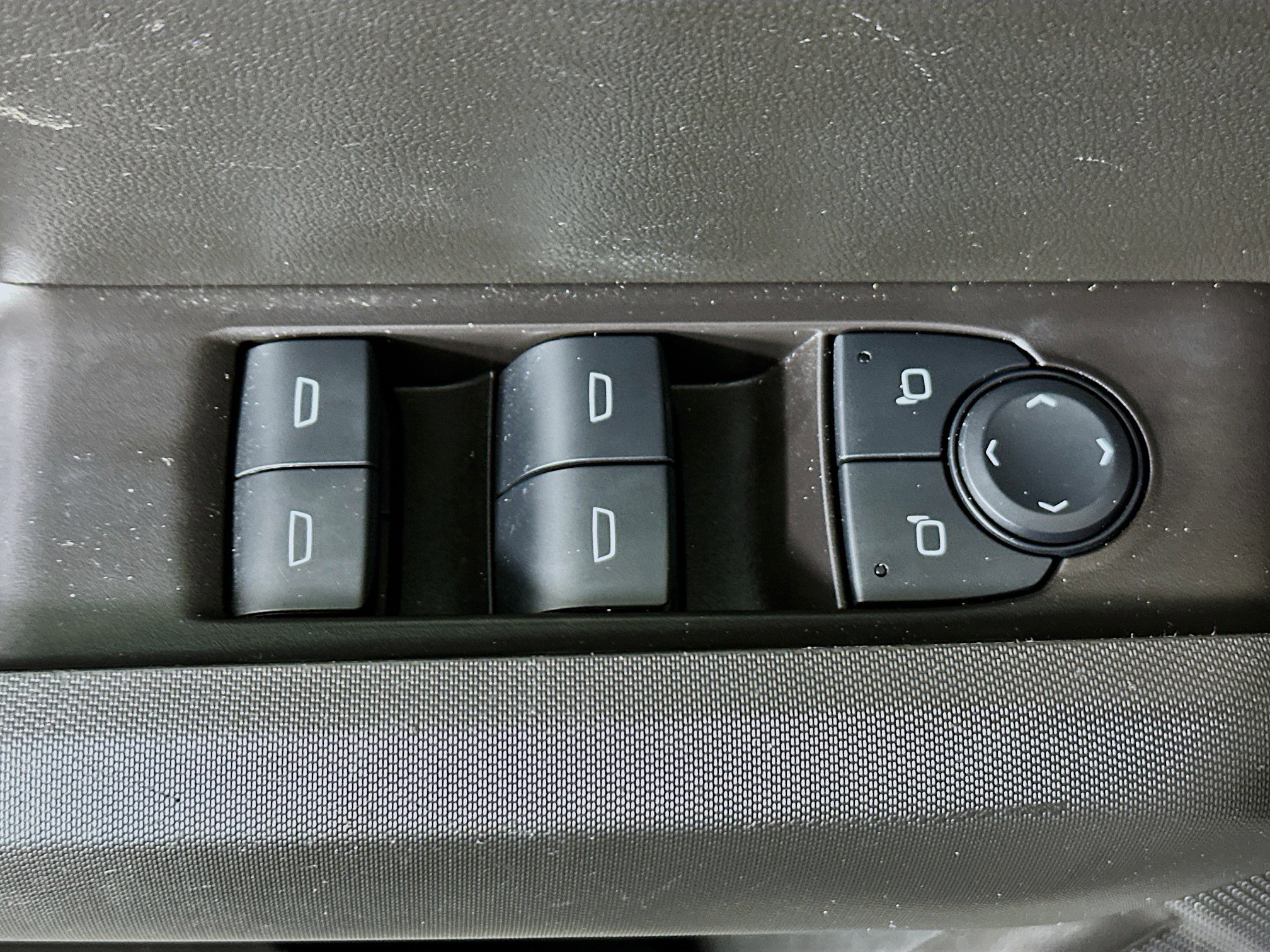 Used 2024 Chevrolet Colorado W/T image 14