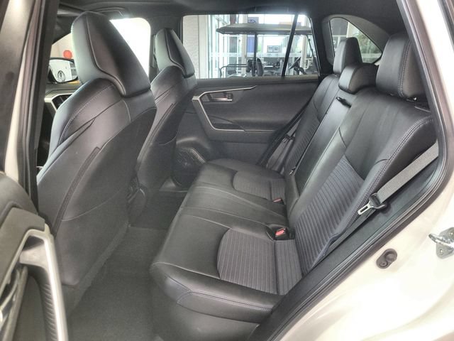 Used 2022 Toyota RAV4 XSE AWD/4WD image 23