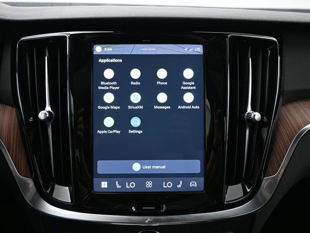 Used 2025 Volvo S60 B5 Plus image 12