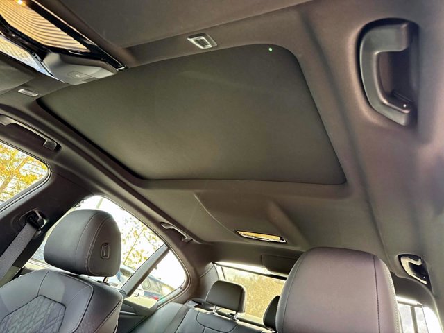 Certified 2023 BMW 530i w/ Convenience Package image 21