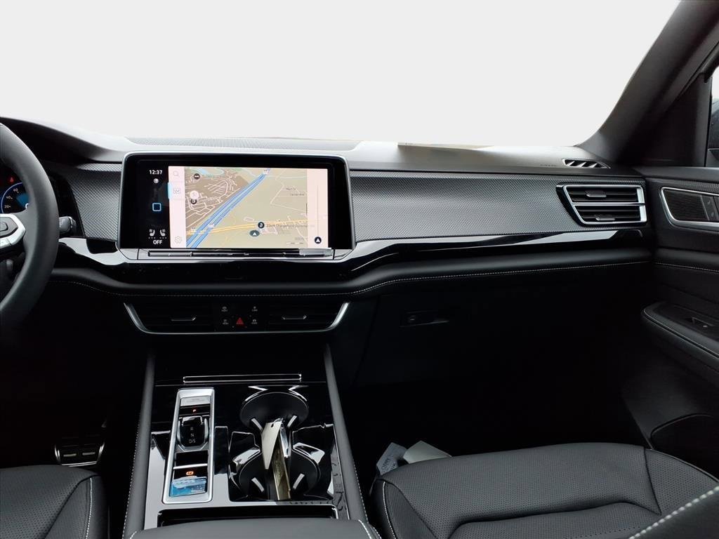 New 2026 Volkswagen Atlas Cross Sport SEL R-Line image 15