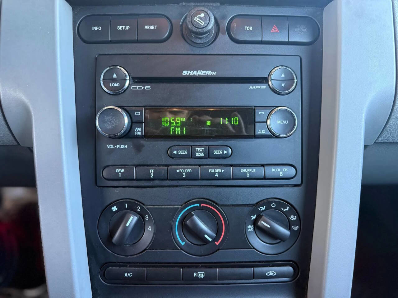 Used 2009 Ford Mustang Premium image 17