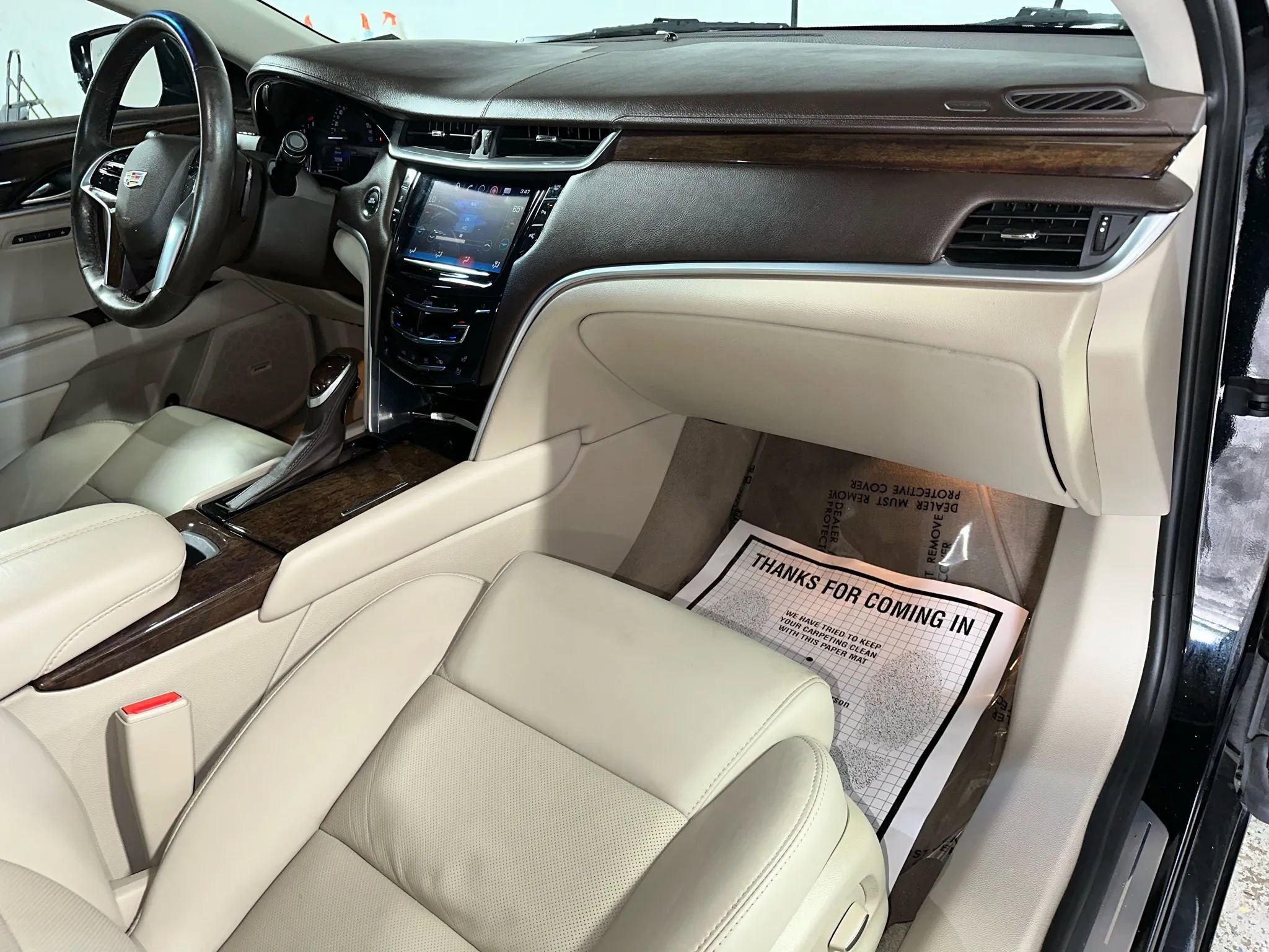 Used 2016 Cadillac XTS Luxury w/ Driver Awareness Package image 37