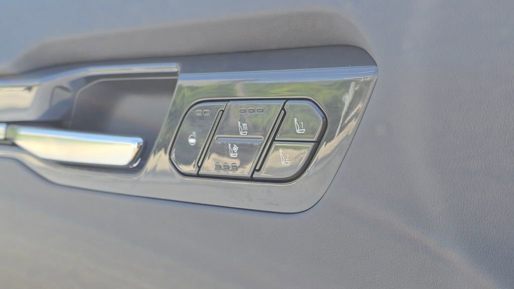 Certified 2024 Kia EV9 Land AWD/4WD image 24